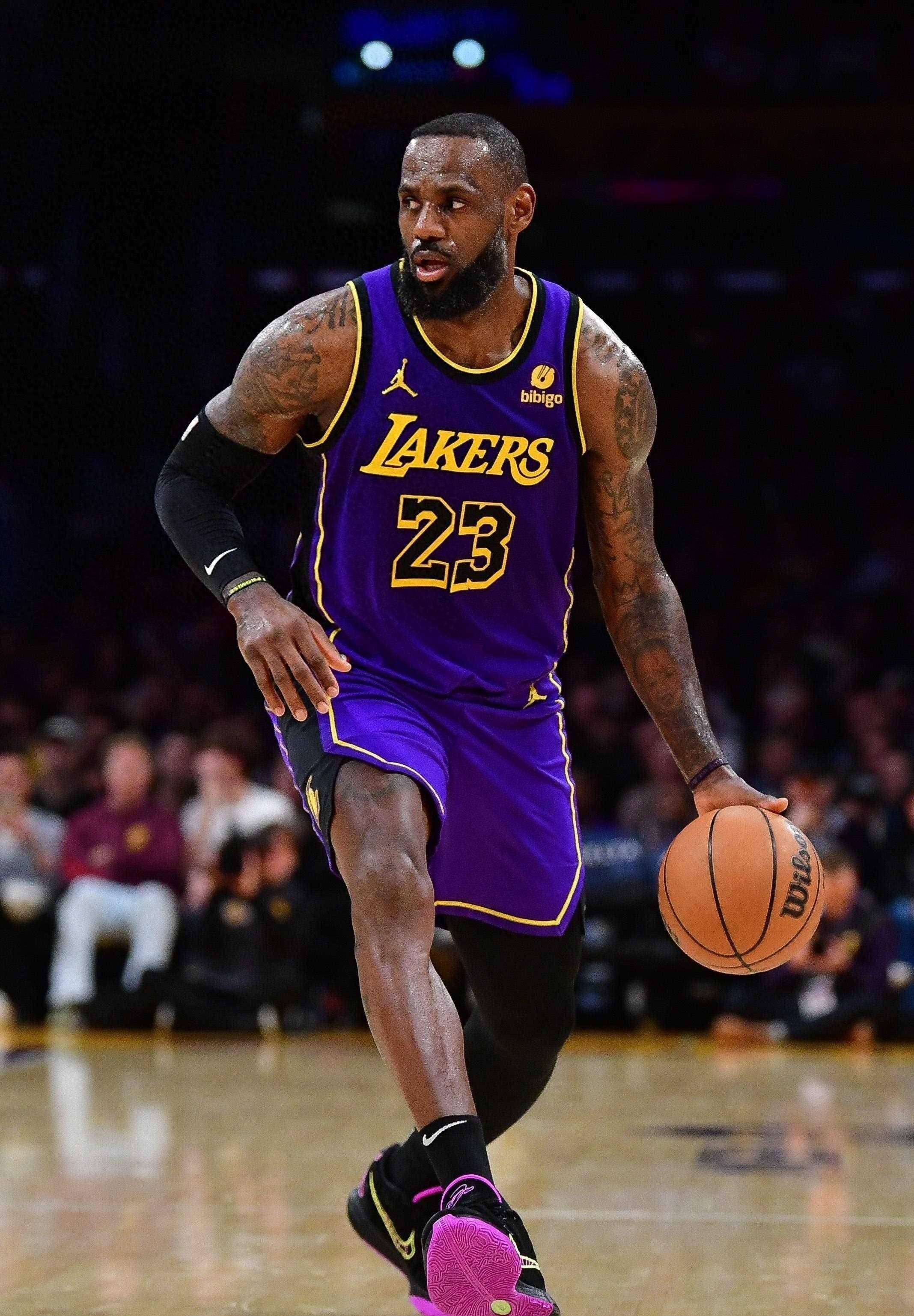 寻找前场的 寻找前场的